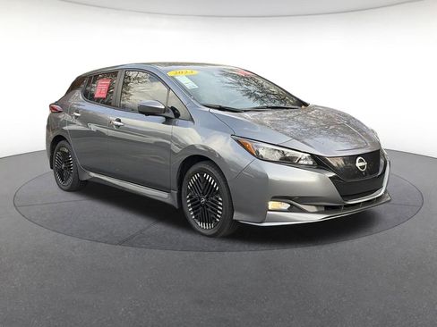 Certified 2023 Nissan Leaf SV Plus image 7