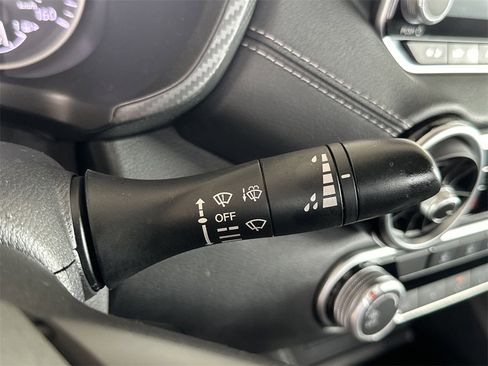 Used 2023 Nissan Sentra SV image 21