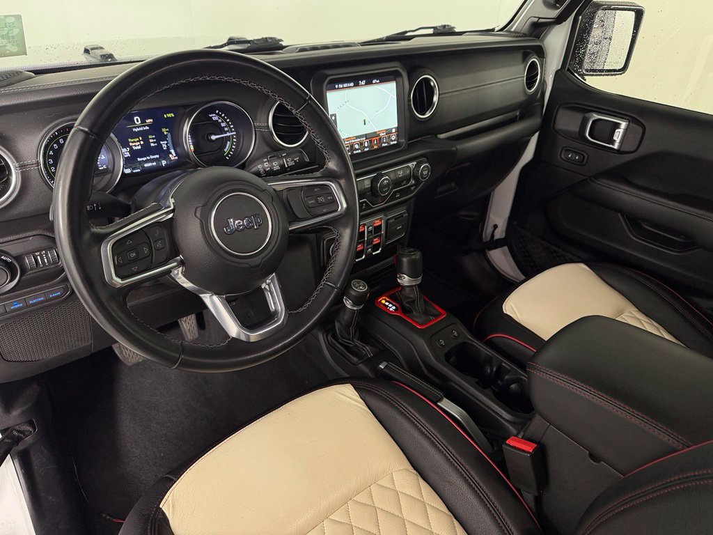 Used 2021 Jeep Wrangler Unlimited Sahara AWD/4WD image 12