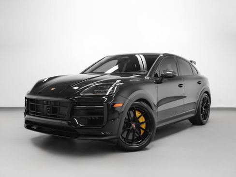 Certified 2026 Porsche Cayenne Turbo GT AWD/4WD image 6