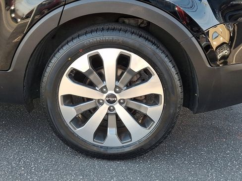 Certified 2022 Kia Telluride EX w/ EX Premium Package image 8