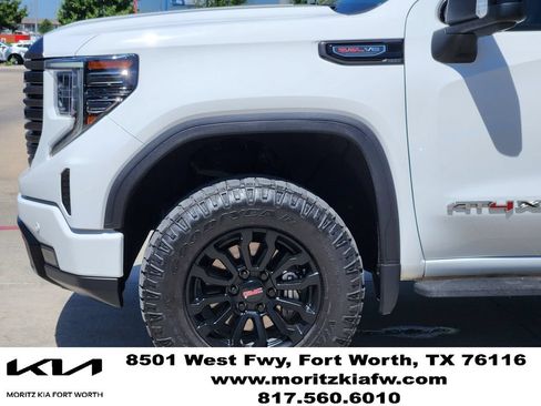 Used 2022 GMC Sierra 1500 AT4X AWD/4WD image 8