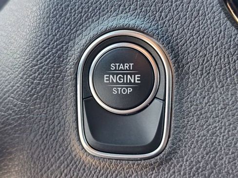 Used 2025 Mercedes-Benz Sprinter 2500 image 16
