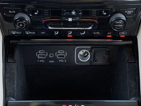 Used 2021 Jeep Grand Cherokee L Limited w/ Trailer Tow Package image 19