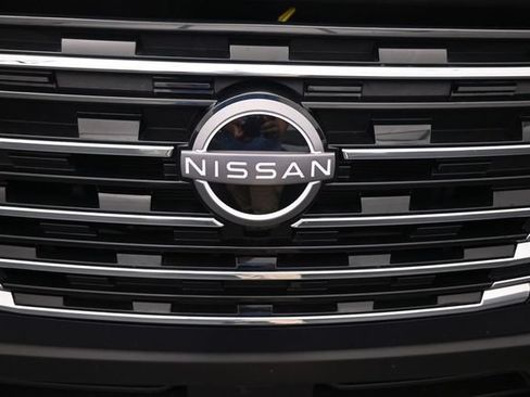 Used 2026 Nissan Rogue SV FWD image 39