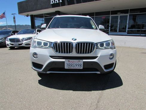 Used 2016 BMW X3 xDrive28i AWD/4WD image 2