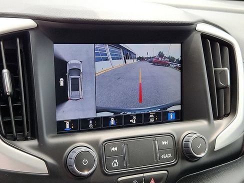 Certified 2024 GMC Terrain SLT w/ Tech Package AWD/4WD image 18