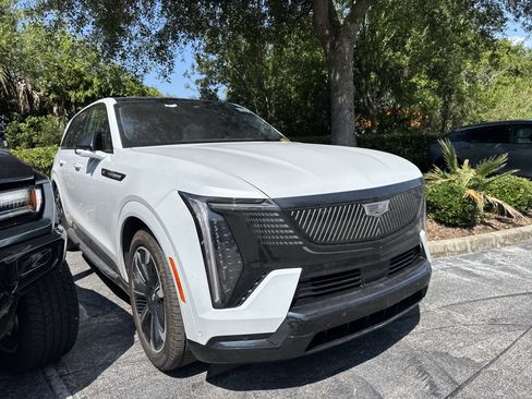 Used 2026 Cadillac Escalade IQ Sport 1 AWD/4WD image 4