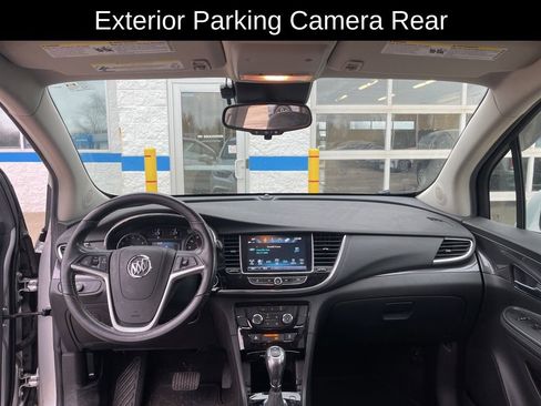 Used 2020 Buick Encore Preferred image 12