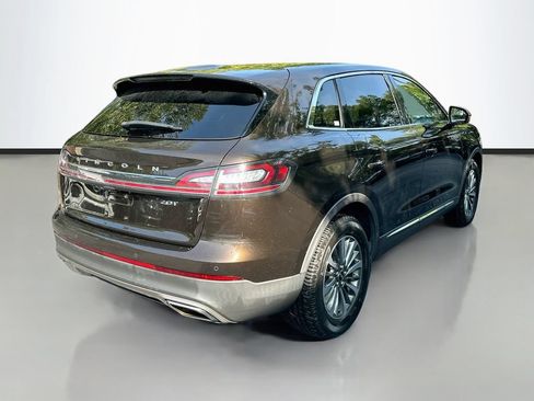 Used 2020 Lincoln Nautilus FWD w/ Equipment Group 101A image 5