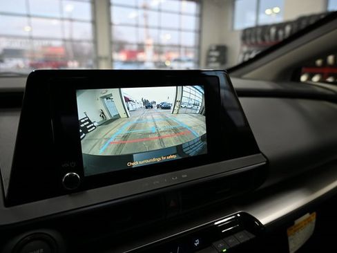 New 2026 Toyota Prius LE image 16