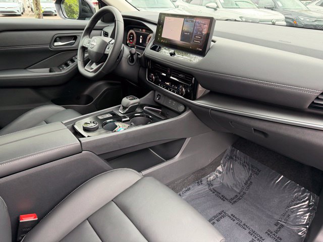 Certified 2026 Nissan Rogue SL AWD/4WD image 10