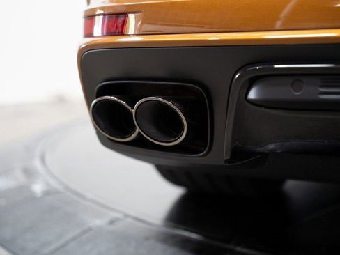 Certified 2024 Porsche Panamera image 18