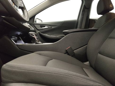 Used 2024 Chevrolet Malibu LT FWD image 17