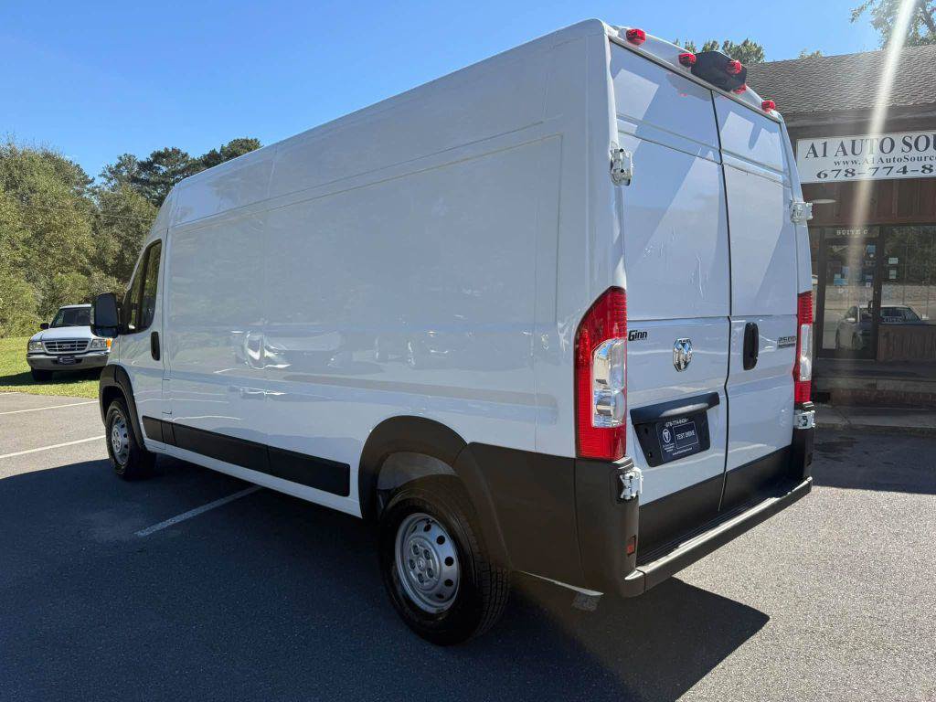 Used 2023 RAM ProMaster 2500 FWD image 10