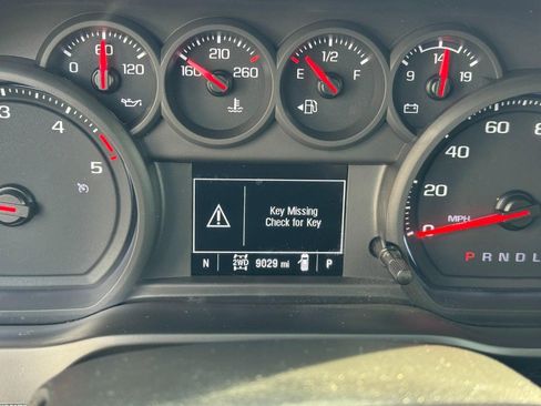 Used 2025 Chevrolet Silverado 2500 W/T image 21