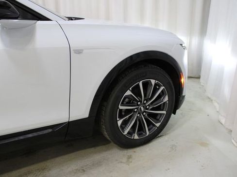 New 2026 Cadillac Lyriq Sport AWD/4WD image 37