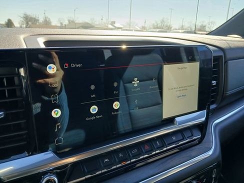 Used 2022 GMC Sierra 1500 SLT image 22