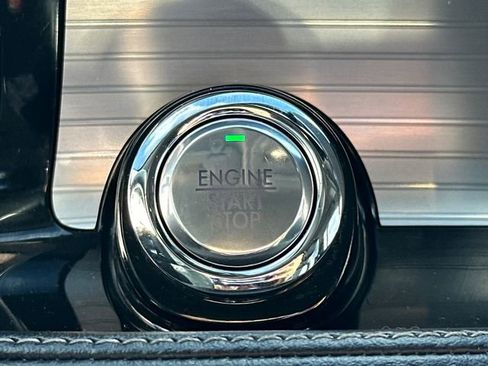 Used 2021 Lincoln Corsair AWD w/ Equipment Group 101A image 33