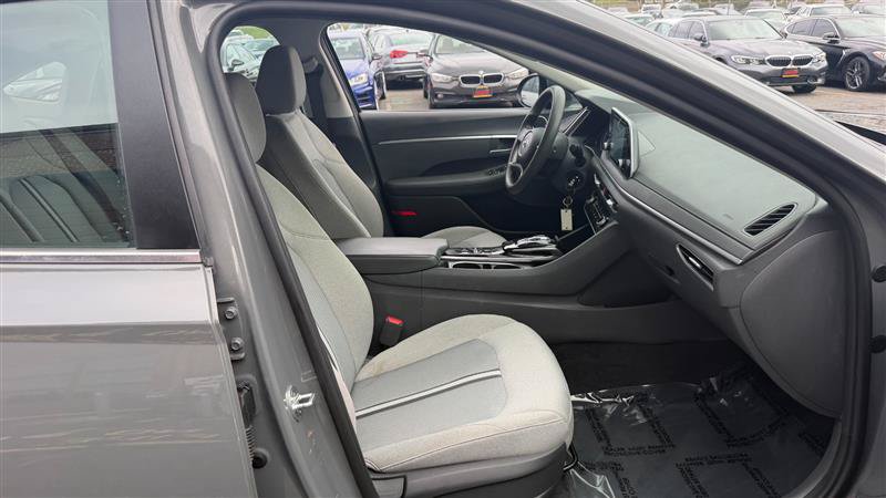 Used 2020 Hyundai Sonata SE w/ Cargo Package FWD image 6