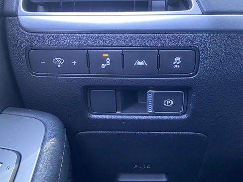 Used 2022 Hyundai Palisade SE FWD image 19
