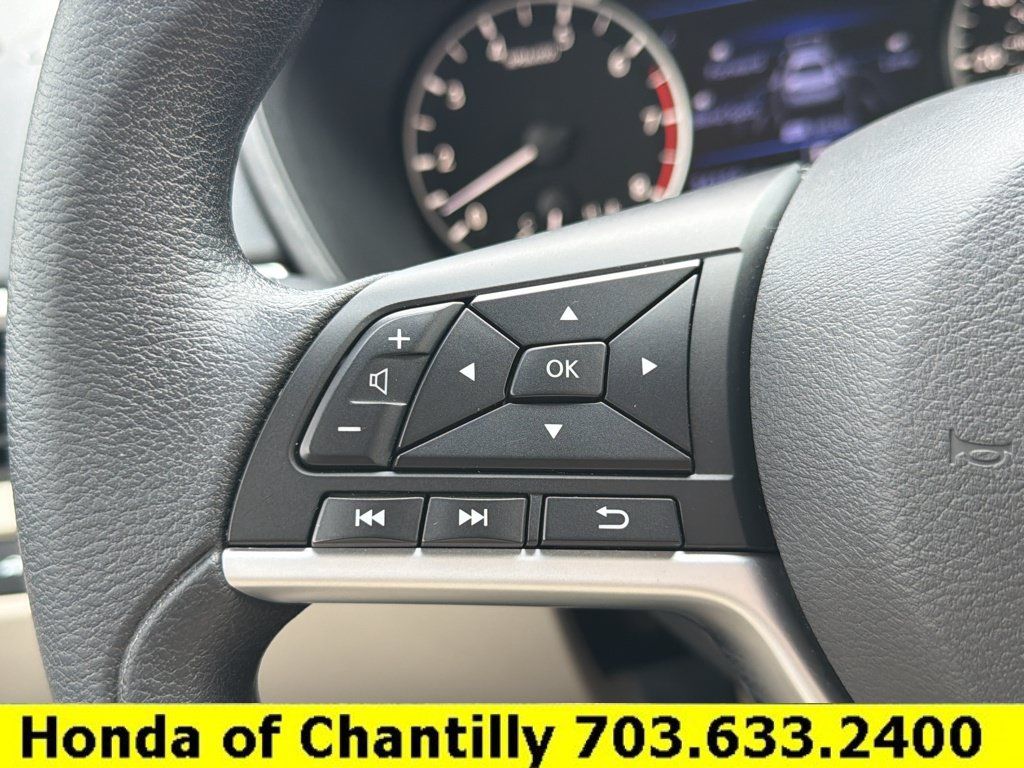 Used 2021 Nissan Altima 2.5 SV AWD/4WD image 12