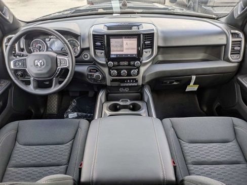 New 2026 RAM 1500 Express AWD/4WD image 14