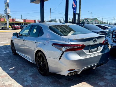 Used 2023 Toyota Camry XSE FWD image 7