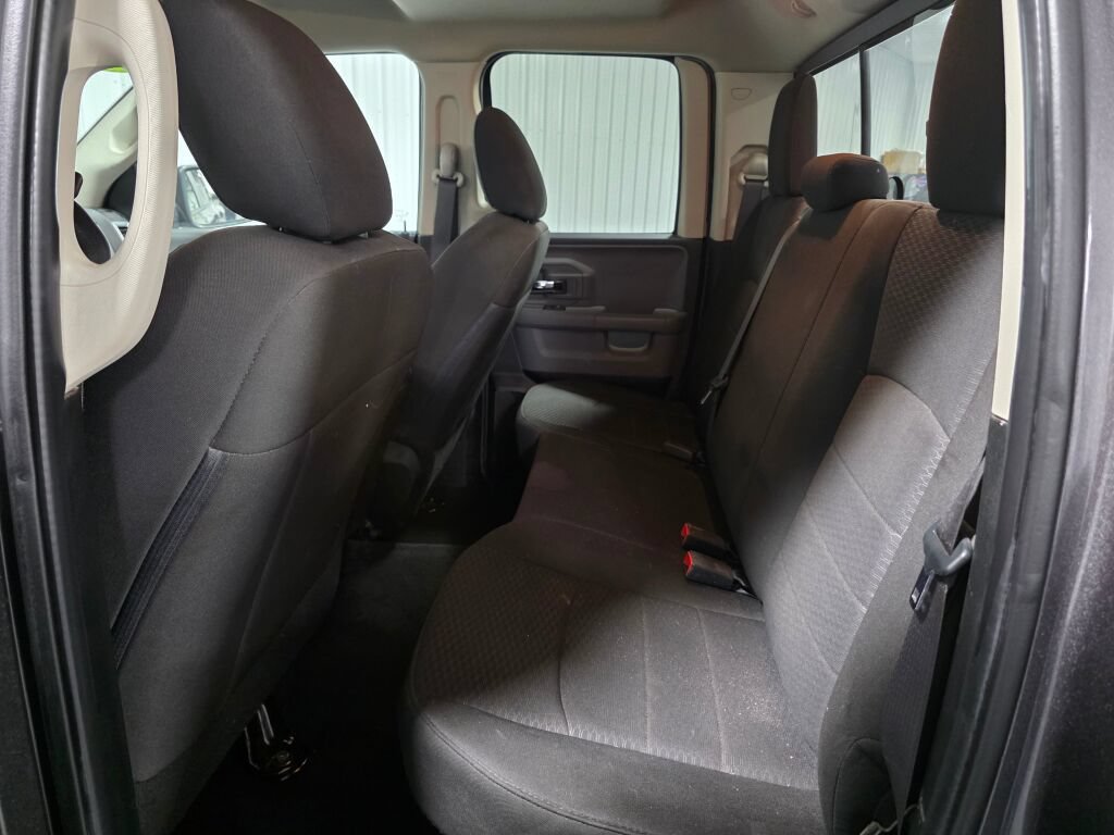 Used 2020 RAM 1500 Warlock AWD/4WD image 10