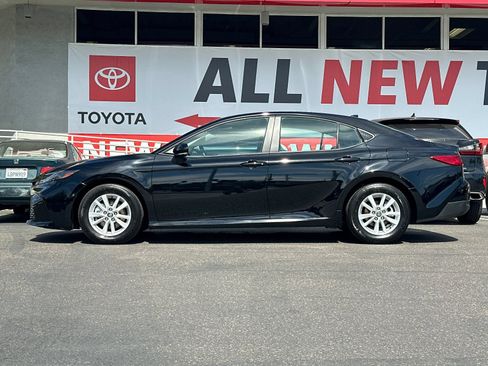 Used 2026 Toyota Camry LE FWD image 2