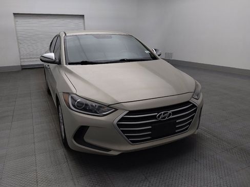 Used 2017 Hyundai Elantra SE FWD image 14