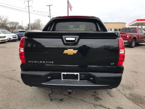 Used 2013 Chevrolet Avalanche LT w/ All-Star Edition image 6