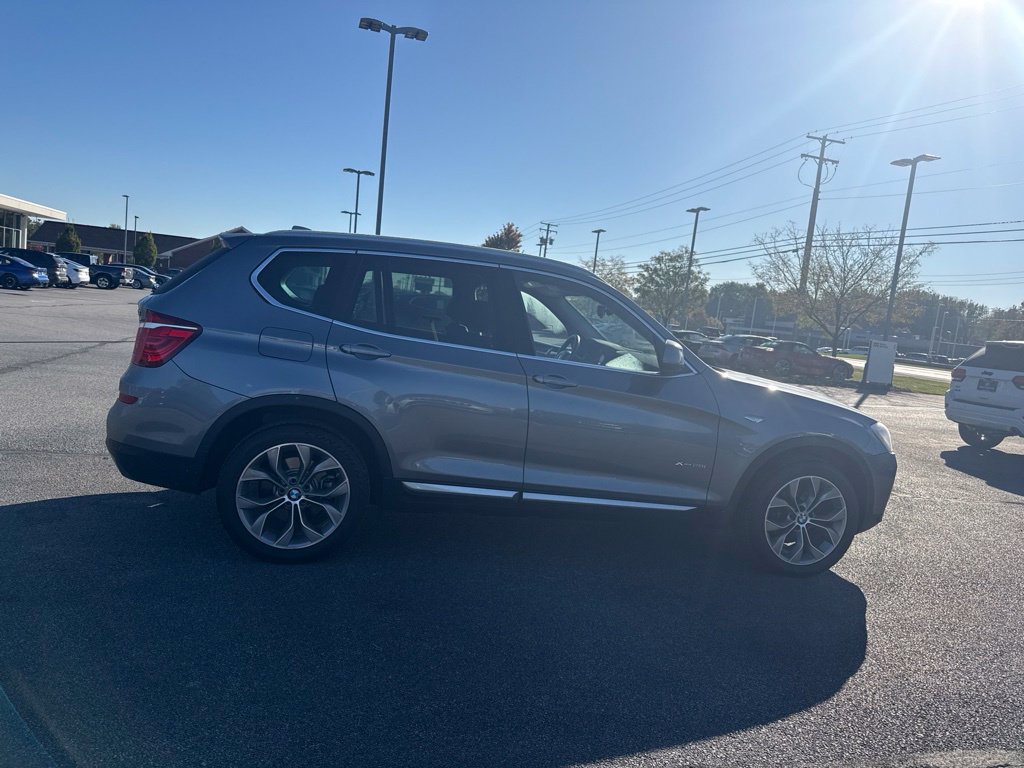 Used 2017 BMW X3 xDrive28i AWD/4WD image 25