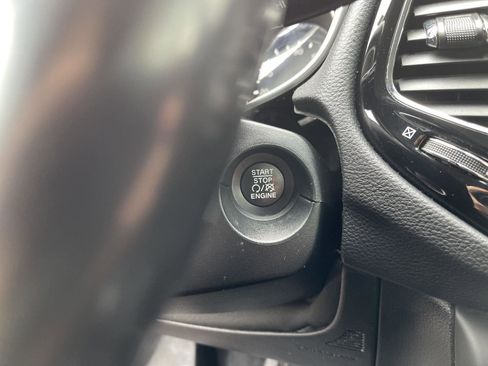 Used 2021 Jeep Compass Limited AWD/4WD image 17