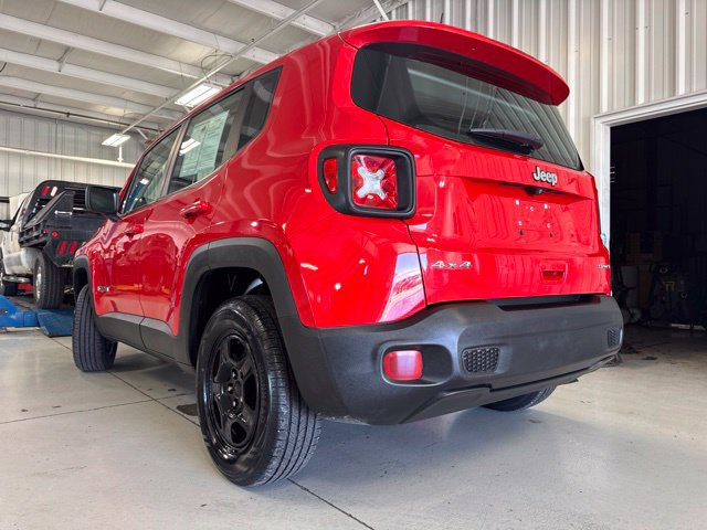 Used 2018 Jeep Renegade Sport w/ Power & Air Group AWD/4WD image 9