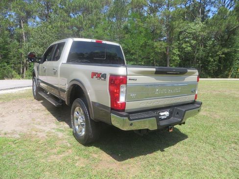 Used 2017 Ford F250 King Ranch w/ Chrome Package AWD/4WD image 8