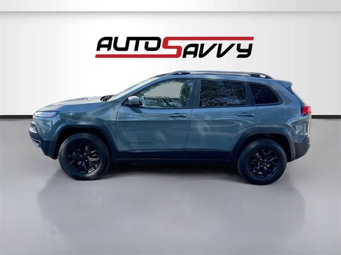 Used 2014 Jeep Cherokee Trailhawk w/ Comfort/Convenience Group image 4