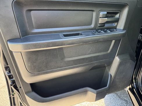 Used 2020 RAM 1500 Express image 11