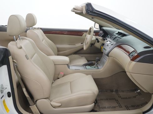 Used 2006 Toyota Solara SE FWD image 12