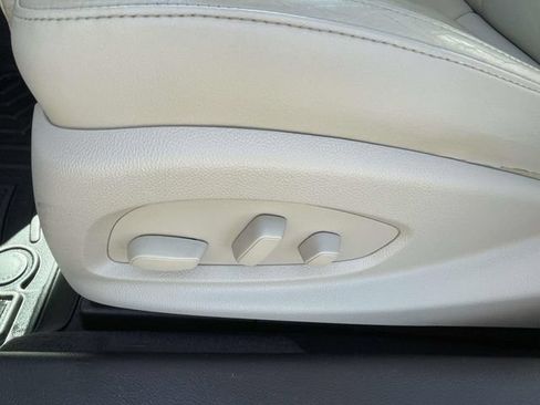 Used 2014 Buick LaCrosse Leather FWD image 15