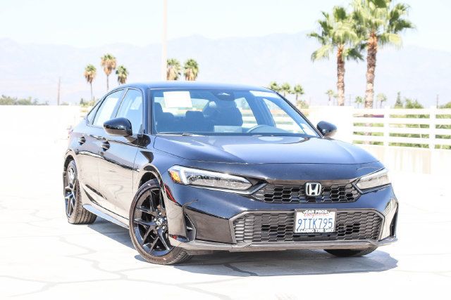 Used 2025 Honda Civic Sport image 1