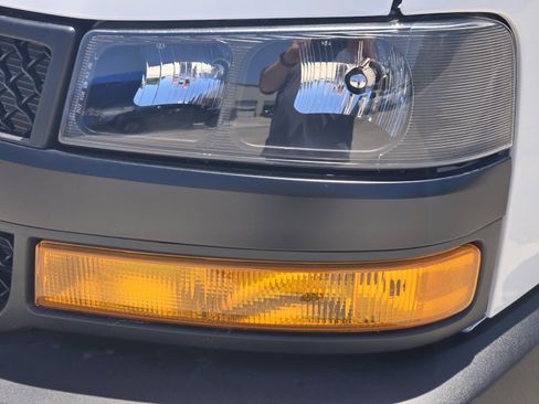New 2025 Chevrolet Express 2500 w/ Driver Convenience Package RWD image 6