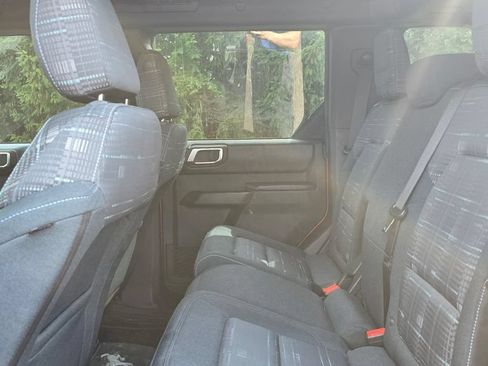 Used 2023 Ford Bronco Heritage Edition AWD/4WD image 2