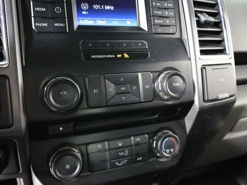 Used 2016 Ford F150 XLT w/ Trailer Tow Package image 34