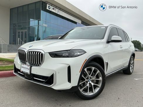 Certified 2024 BMW X5 sDrive40i w/ Parking Assistance Package RWD image 1