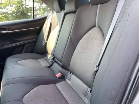 Used 2023 Toyota Camry LE FWD image 11