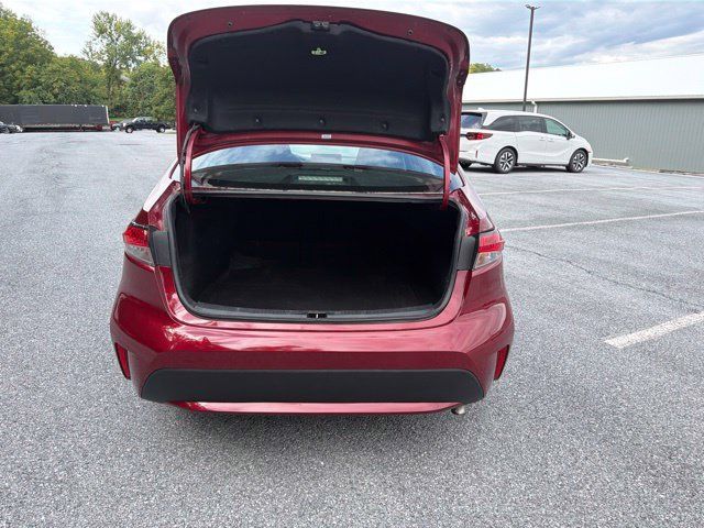Used 2022 Toyota Corolla LE FWD image 15