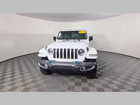 Used 2022 Jeep Wrangler Unlimited Sahara AWD/4WD image 49