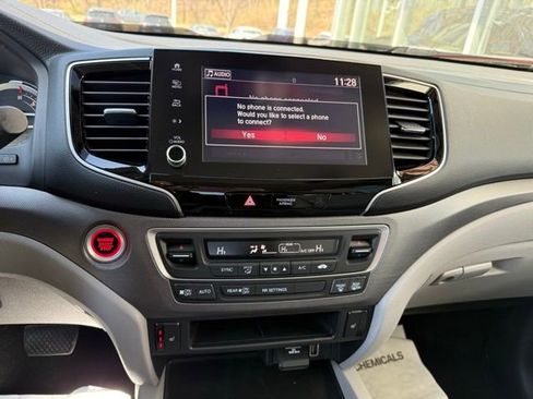 Used 2022 Honda Ridgeline RTL image 14