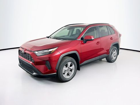 Used 2025 Toyota RAV4 XLE w/ Convenience Package image 3
